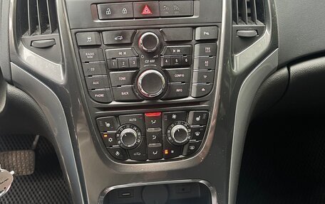 Opel Astra J, 2013 год, 730 000 рублей, 10 фотография