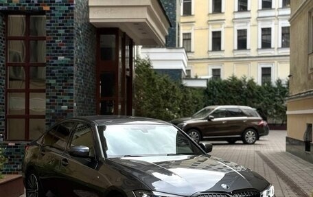BMW 3 серия, 2021 год, 3 850 000 рублей, 1 фотография