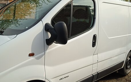 Renault Trafic, 2004 год, 720 000 рублей, 5 фотография