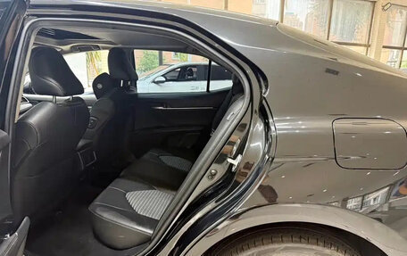 Toyota Camry, 2022 год, 2 900 000 рублей, 14 фотография
