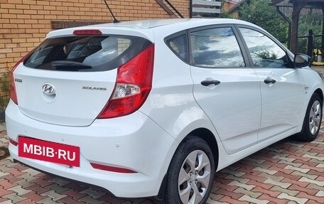 Hyundai Solaris II рестайлинг, 2015 год, 1 050 000 рублей, 5 фотография
