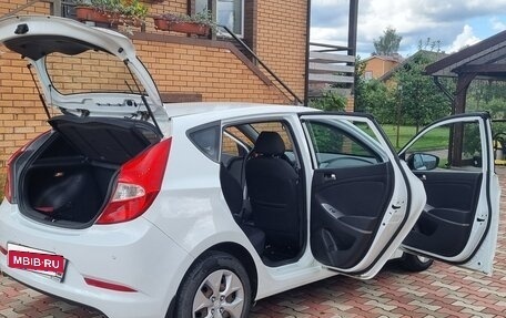 Hyundai Solaris II рестайлинг, 2015 год, 1 050 000 рублей, 13 фотография