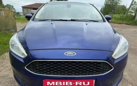 Ford Focus III, 2015 год, 980 000 рублей, 2 фотография