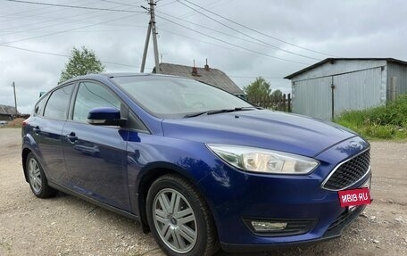 Ford Focus III, 2015 год, 980 000 рублей, 3 фотография