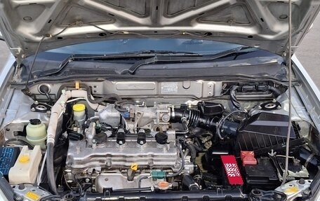 Nissan Wingroad III, 2004 год, 420 000 рублей, 3 фотография