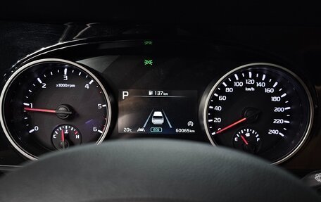 KIA Carnival, 2021 год, 2 450 000 рублей, 10 фотография