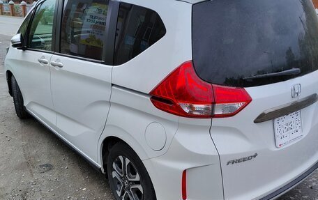 Honda Freed II, 2020 год, 1 950 000 рублей, 15 фотография