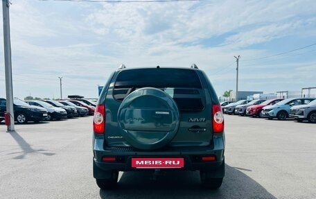 Chevrolet Niva I рестайлинг, 2018 год, 889 000 рублей, 5 фотография