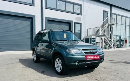 Chevrolet Niva I рестайлинг, 2018 год, 889 000 рублей, 8 фотография