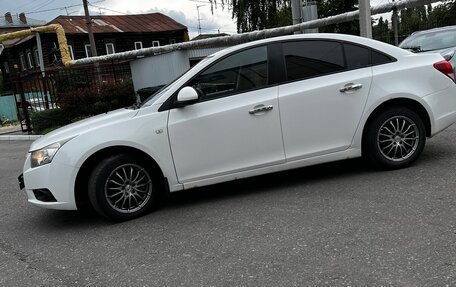 Chevrolet Cruze II, 2011 год, 600 000 рублей, 4 фотография