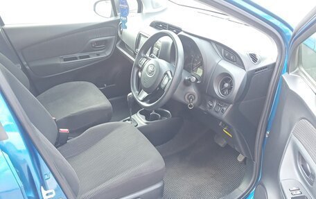Toyota Vitz, 2017 год, 1 150 000 рублей, 7 фотография