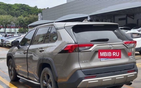 Toyota RAV4, 2022 год, 2 300 999 рублей, 4 фотография