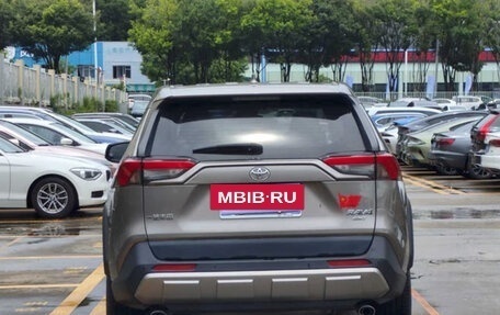 Toyota RAV4, 2022 год, 2 300 999 рублей, 5 фотография