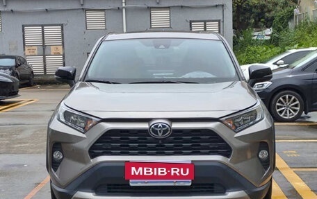 Toyota RAV4, 2022 год, 2 300 999 рублей, 2 фотография