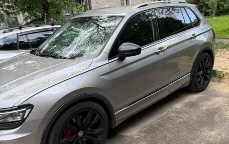 Volkswagen Tiguan II, 2018 год, 2 750 000 рублей, 5 фотография