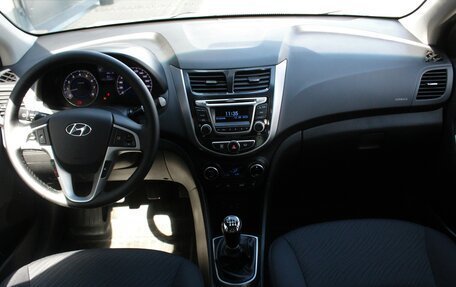 Hyundai Solaris II рестайлинг, 2016 год, 990 000 рублей, 7 фотография