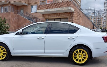 Skoda Octavia, 2018 год, 1 500 000 рублей, 7 фотография