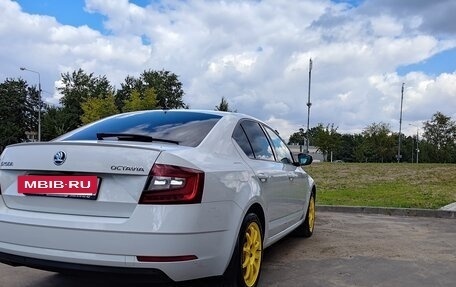 Skoda Octavia, 2018 год, 1 500 000 рублей, 4 фотография