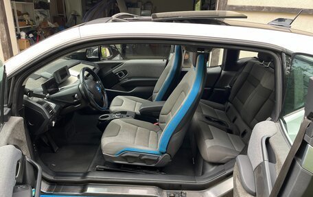 BMW i3 I01 рестайлинг, 2017 год, 1 840 000 рублей, 13 фотография