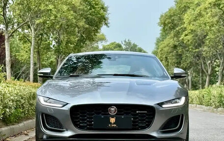 Jaguar F-Type I рестайлинг 2, 2022 год, 6 650 000 рублей, 2 фотография