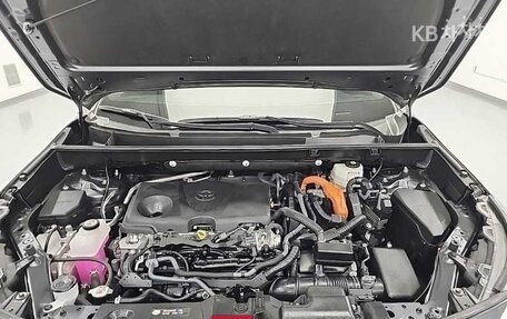 Toyota RAV4, 2022 год, 2 370 000 рублей, 7 фотография