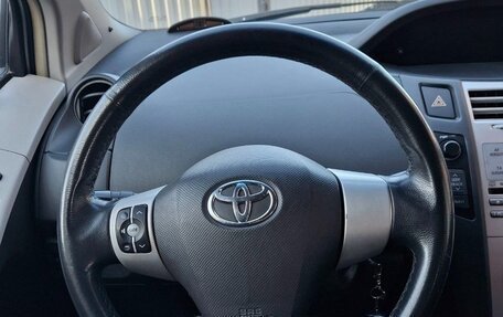 Toyota Yaris III рестайлинг, 2006 год, 410 000 рублей, 5 фотография