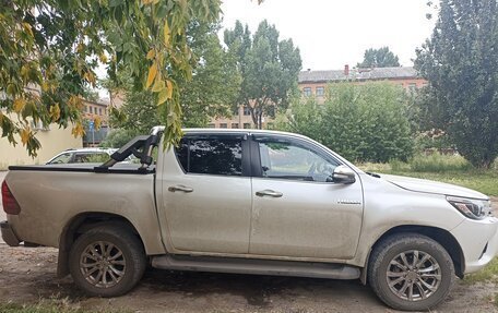 Toyota Hilux VIII, 2016 год, 2 500 000 рублей, 5 фотография