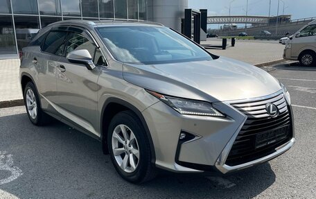 Lexus RX IV рестайлинг, 2016 год, 3 920 000 рублей, 3 фотография