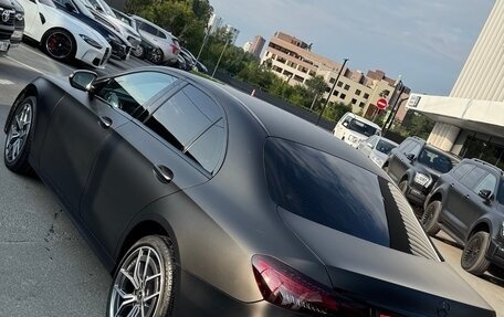 Mercedes-Benz E-Класс, 2020 год, 4 400 000 рублей, 4 фотография