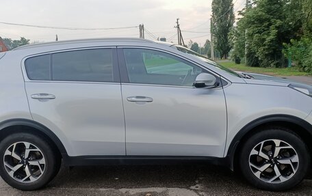 KIA Sportage IV рестайлинг, 2018 год, 1 999 000 рублей, 4 фотография