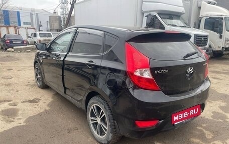 Hyundai Solaris II рестайлинг, 2012 год, 750 000 рублей, 4 фотография