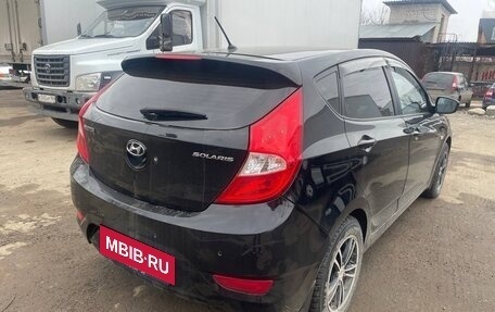 Hyundai Solaris II рестайлинг, 2012 год, 750 000 рублей, 3 фотография