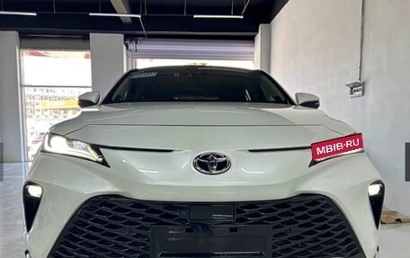 Toyota Venza, 2022 год, 3 050 900 рублей, 2 фотография