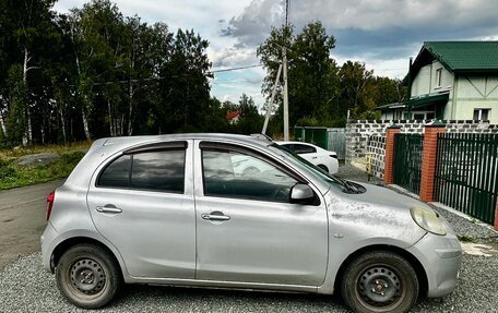 Nissan March IV, 2011 год, 390 000 рублей, 2 фотография