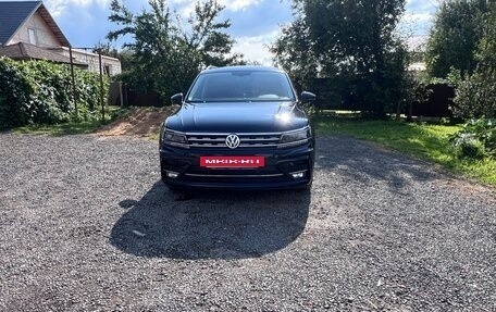 Volkswagen Tiguan II, 2018 год, 2 950 000 рублей, 6 фотография