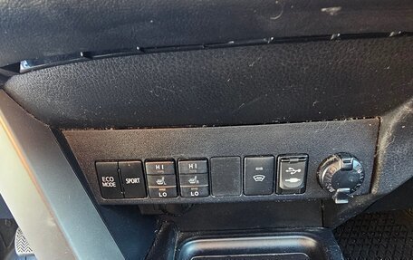 Toyota RAV4, 2015 год, 1 800 000 рублей, 20 фотография