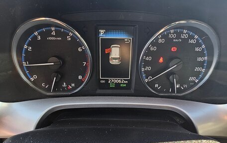 Toyota RAV4, 2015 год, 1 800 000 рублей, 31 фотография