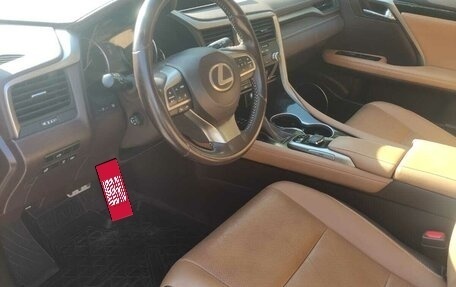 Lexus RX IV рестайлинг, 2018 год, 4 600 000 рублей, 15 фотография