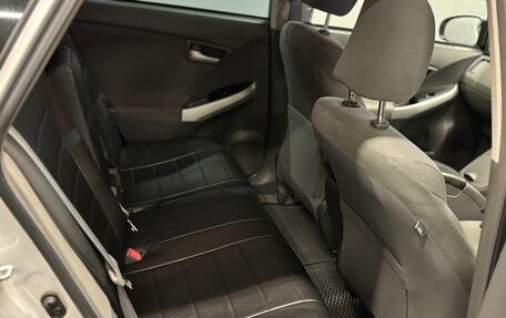 Toyota Prius, 2010 год, 907 000 рублей, 11 фотография