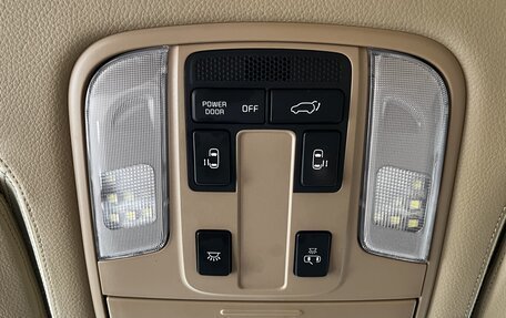 KIA Carnival III, 2017 год, 2 950 000 рублей, 22 фотография