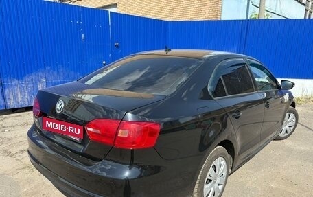Volkswagen Jetta VI, 2012 год, 1 100 000 рублей, 3 фотография