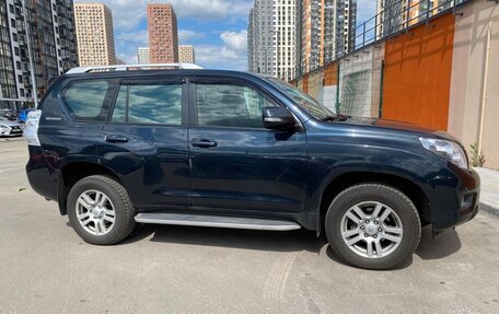 Toyota Land Cruiser Prado 150 рестайлинг 2, 2011 год, 3 450 000 рублей, 3 фотография