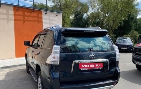 Toyota Land Cruiser Prado 150 рестайлинг 2, 2011 год, 3 450 000 рублей, 4 фотография