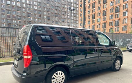 Hyundai H-1 II рестайлинг, 2015 год, 1 860 000 рублей, 11 фотография