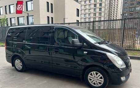 Hyundai H-1 II рестайлинг, 2015 год, 1 860 000 рублей, 15 фотография