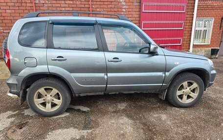 Chevrolet Niva I рестайлинг, 2015 год, 750 000 рублей, 9 фотография