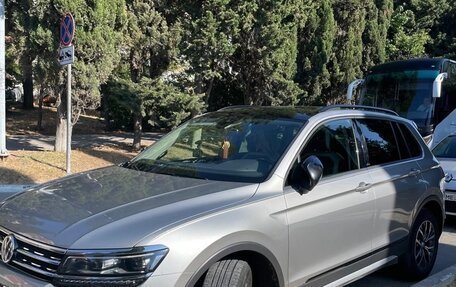Volkswagen Tiguan II, 2020 год, 3 100 000 рублей, 5 фотография