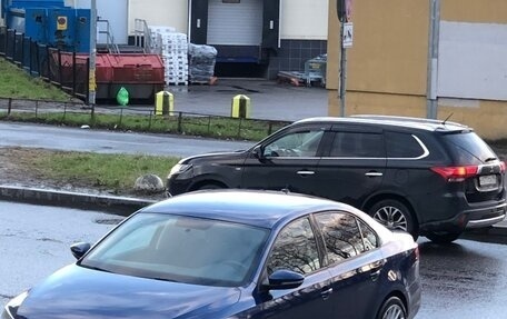 Volkswagen Jetta VI, 2015 год, 900 000 рублей, 4 фотография
