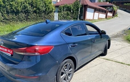Hyundai Elantra VI рестайлинг, 2018 год, 1 390 000 рублей, 7 фотография