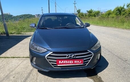 Hyundai Elantra VI рестайлинг, 2018 год, 1 390 000 рублей, 10 фотография